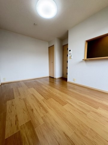 プリマベーラくずはの内装|きれいな内装です