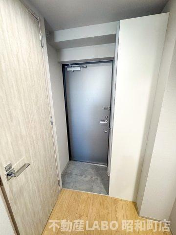 SUMMITの玄関