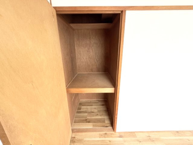 リアライズ上野通の収納