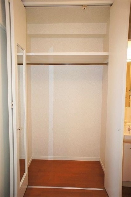 新品家具付きマンション中洲中島町9(KaGood福岡)の収納
