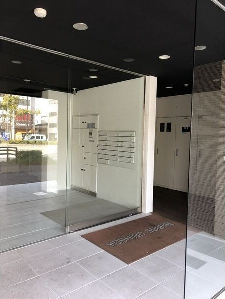 YOSHINO　SQUAREのエントランス