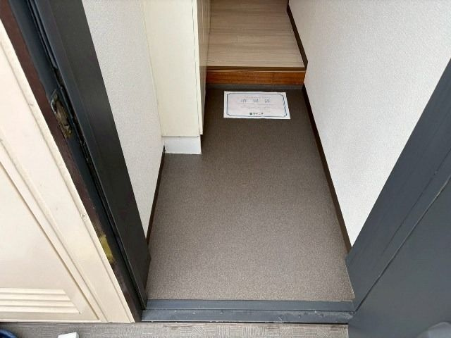 阿部南葛西第１マンションの玄関