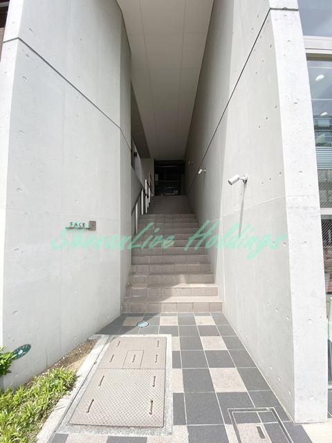 FACE Sのエントランス