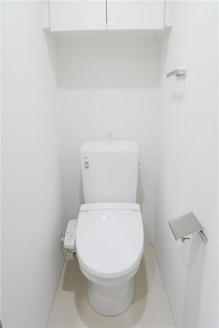 プレミアムキューブ品川ウエストのトイレ|コンパクトで使いやすいトイレです