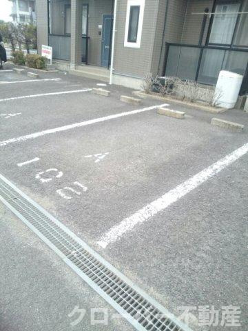 ユートピアヒラオ　Ａの駐車場