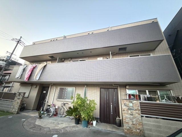 Mahalohaのエントランス
