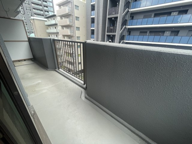 ライラック上本町のバルコニー