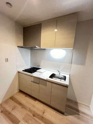 尼崎市杭瀬北新町３丁目のアパートのキッチン