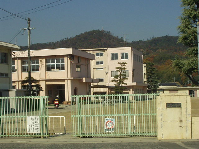 バン・テールの周辺|浅口市立金光小学校まで448ｍ