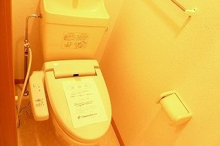 夢エイトのトイレ