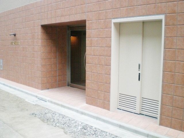 ベルメイユ　ドゥのエントランス