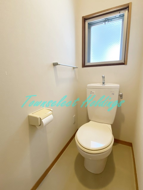 藤沢市南藤沢の賃貸マンションのトイレ|清潔感のあるトイレです
