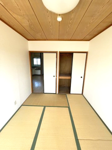 アーバンハイツ三箇の和室