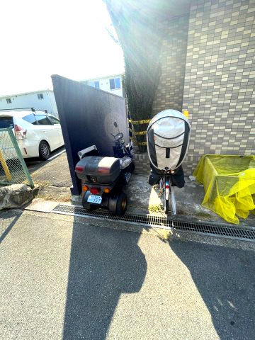 アーバンハイツ三箇の駐車場
