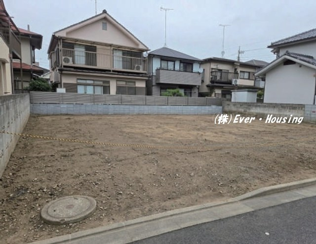 売地 小平市花小金井５丁目の前面道路含む現地写真
