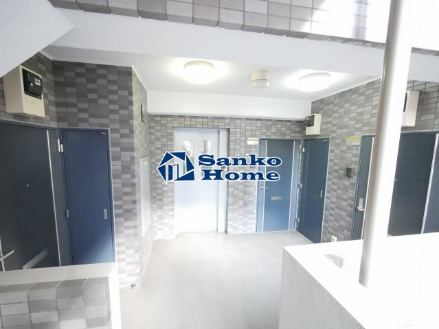 スカイコート日本橋浜町公園のエントランス