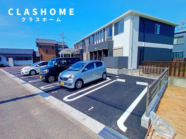 ブルーム　　刈谷市近郊の賃貸はクラスホームの駐車場