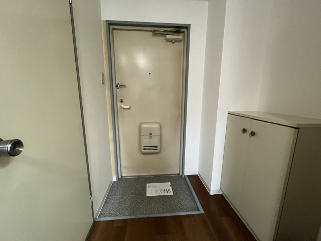 うぃんらいふたきいの玄関