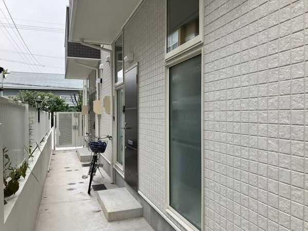 ボンヌール川名