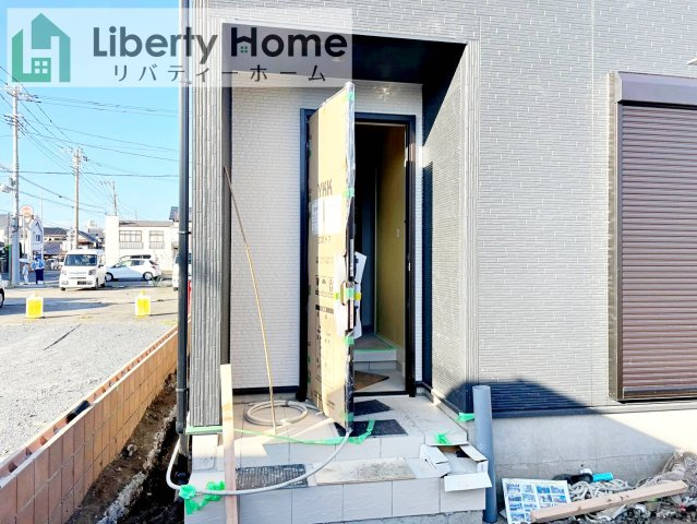 水戸市元吉田町11期　新築戸建　1号棟のエントランス