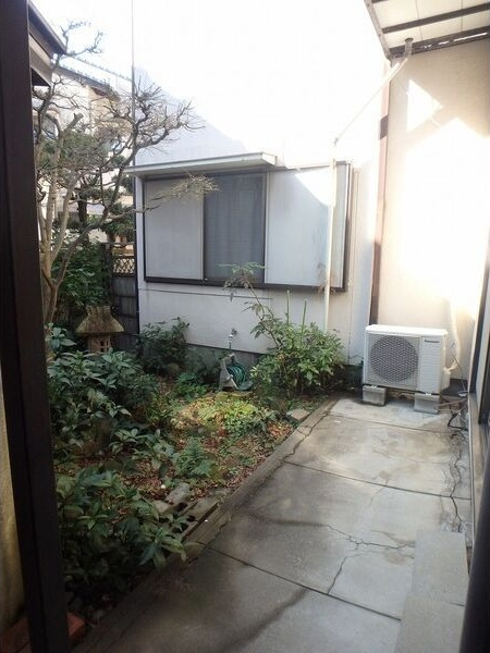 コーポまなみの庭