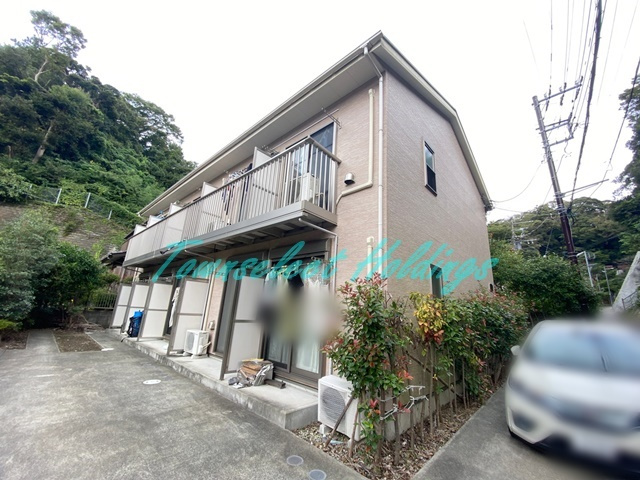 鎌倉市極楽寺３丁目のアパート