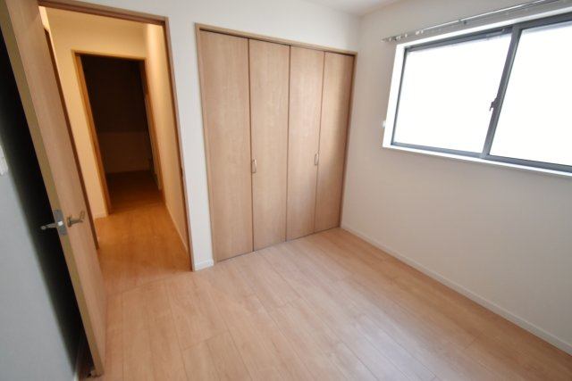 笠屋町戸建の洋室|4.5帖
