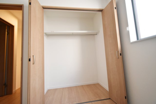笠屋町戸建の収納