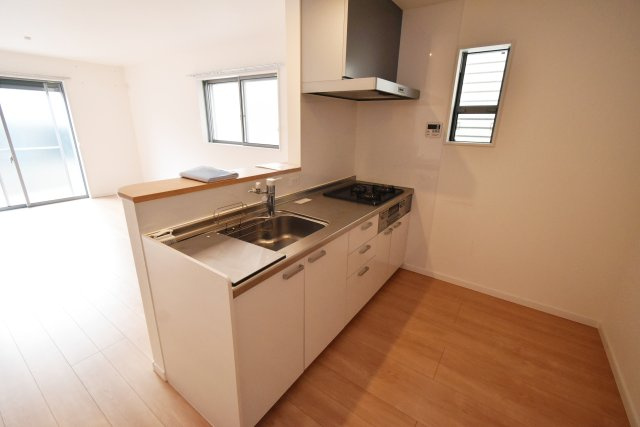 笠屋町戸建のキッチン