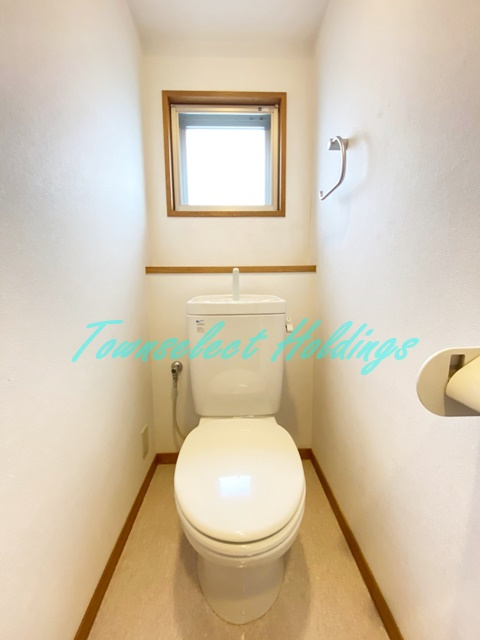 藤沢市南藤沢の賃貸マンションのトイレ|清潔感のあるトイレです