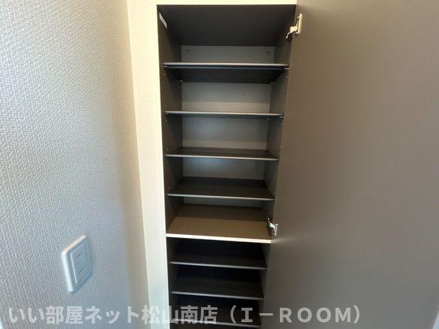 【玄関】 | KUKUNA