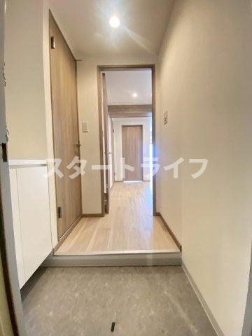 大阪市淀川区宮原４丁目の賃貸マンションの玄関
