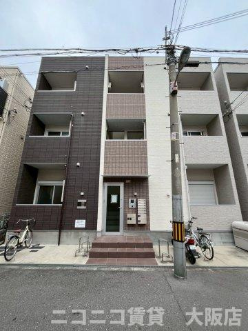 大阪市大正区三軒家西２丁目のアパートの外観