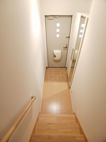 ヒルサイドハウスＡの玄関|シンプルで使いやすい玄関です