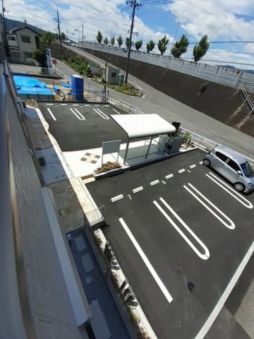 レグルス高陽の駐車場|駐車場があるので、車を買う予定の方も安心です