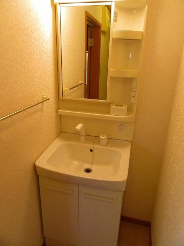 ダンデライオンＡの洗面所|コンパクトで使いやすい洗面所