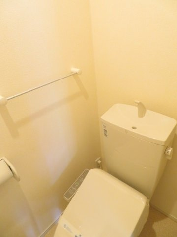 ラフィーナのトイレ|落ち着いた色調のトイレです