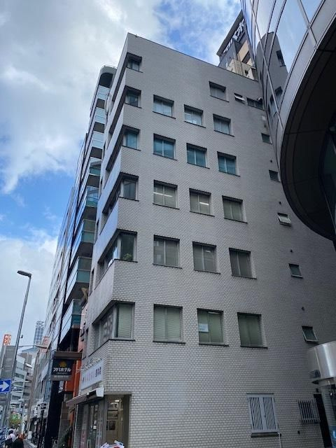 千代田区飯田橋１丁目の店舗事務所の外観