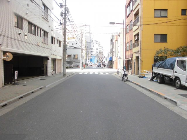 ライオンズプラザ町屋の周辺
