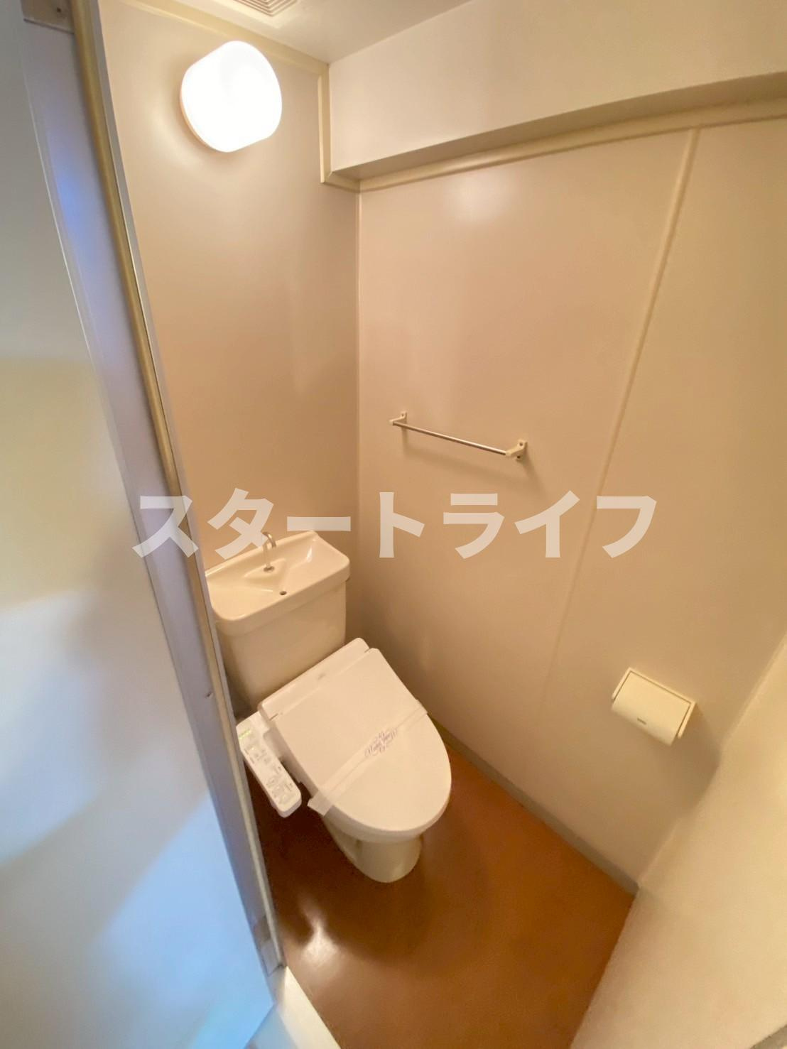 大阪市淀川区西中島１丁目の賃貸マンションのトイレ