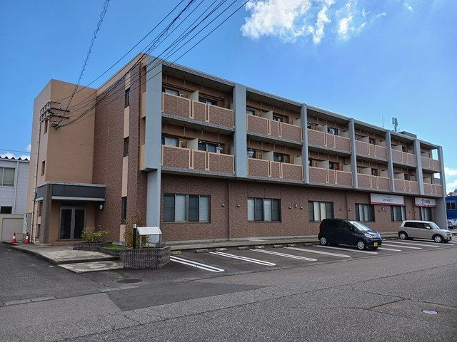 東和第一ビルの外観