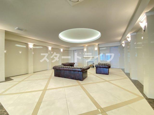 大阪市淀川区西三国４丁目の賃貸マンションの外観