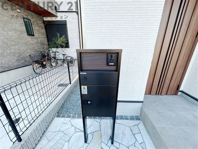 玄関ポスト