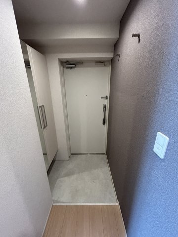 レジス城の堀の玄関|ゆったりとした玄関です