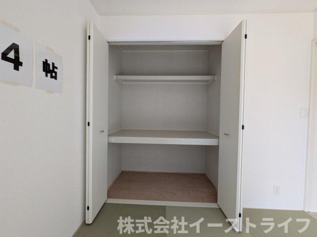 【新築戸建】　いわき市平豊間第9　全2棟の収納|2号棟写真　和室には押入れが付いてるので、来客用の布団も収納できます！