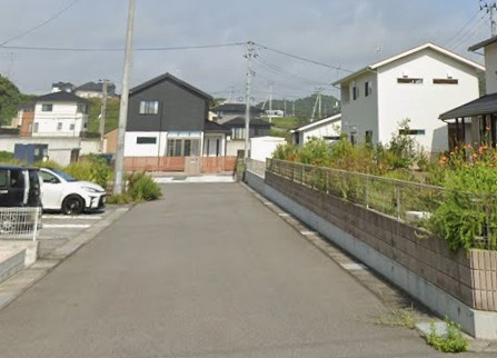 【新築戸建】　いわき市平豊間第9　全2棟の前面道路含む現地写真|北側幅員6ｍ公道