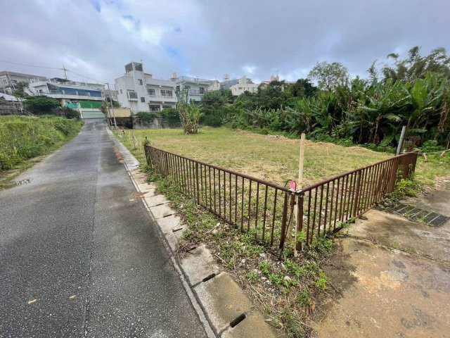 沖縄市園田の周辺