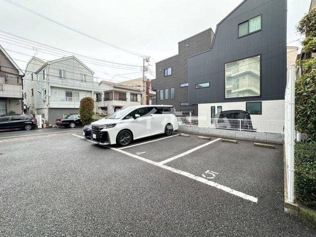プラザ西品川の駐車場