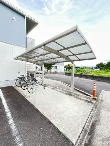 シャーメゾン西山崎 A棟のその他