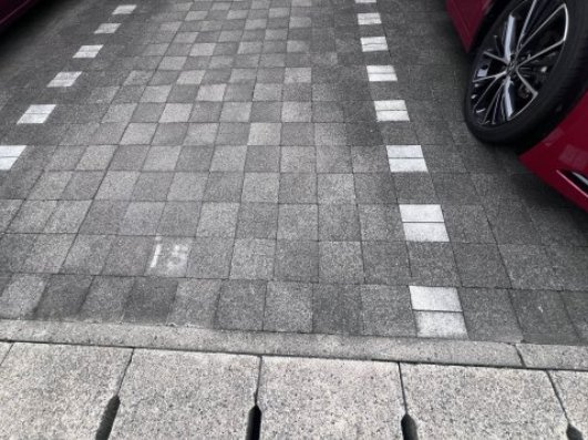 神戸市北区谷上東町のアパートの駐車場